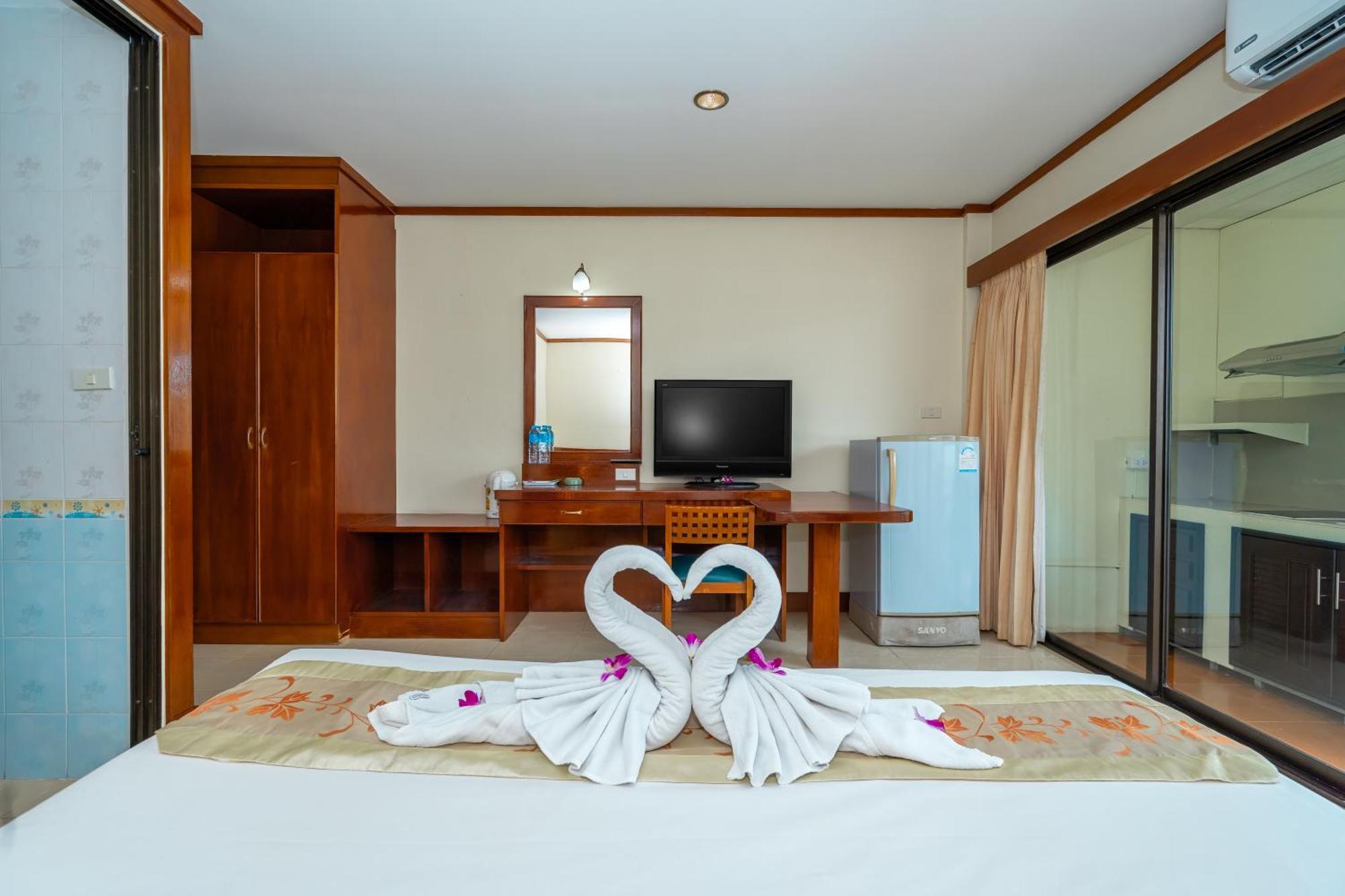 Outdoor Inn Kata Hotel ภายนอก รูปภาพ