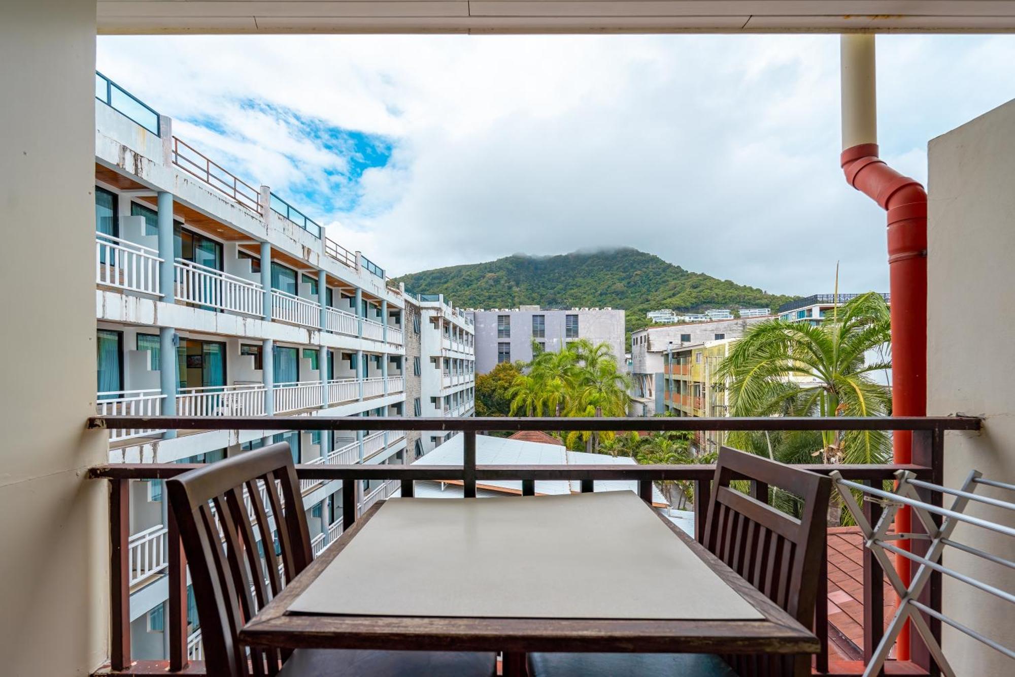 Outdoor Inn Kata Hotel ภายนอก รูปภาพ