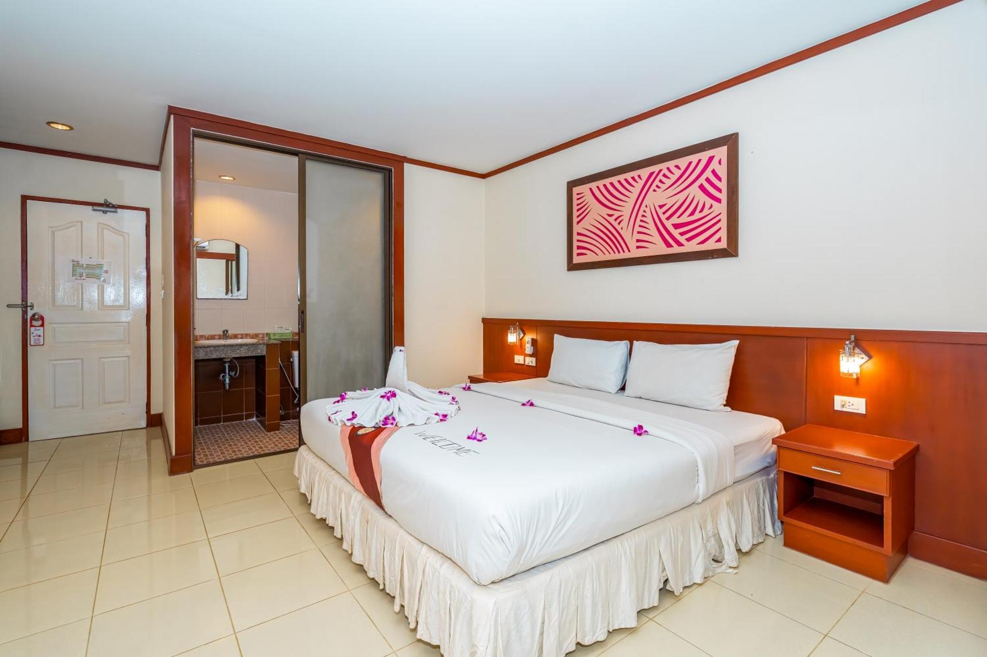 Outdoor Inn Kata Hotel ภายนอก รูปภาพ