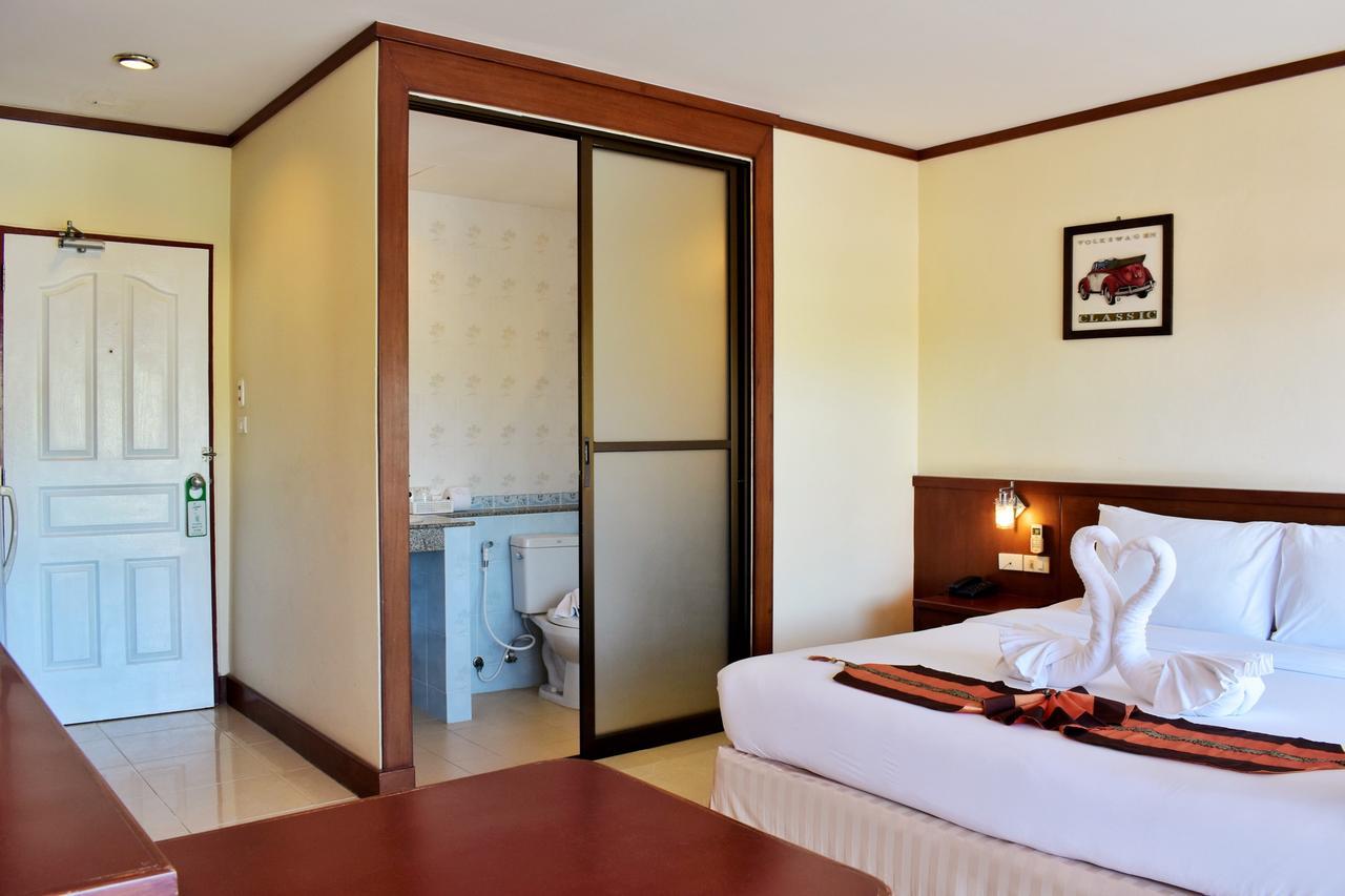 Outdoor Inn Kata Hotel ภายนอก รูปภาพ